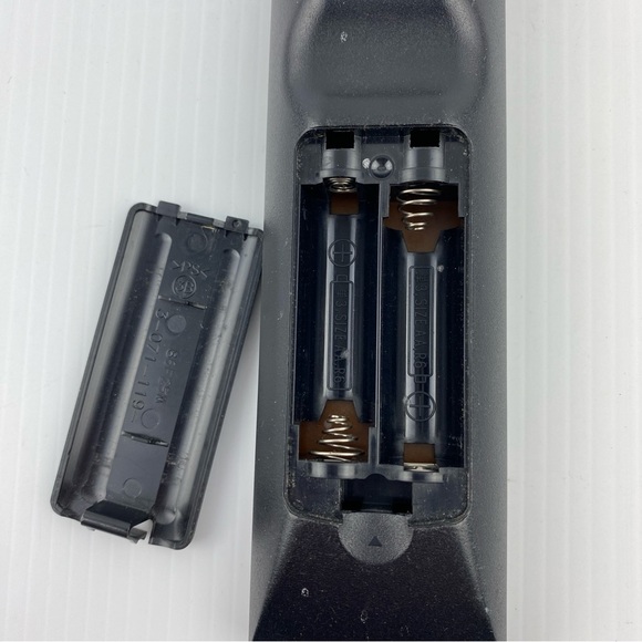 Sony Remote RMT-D185A DVD Player Remote Control - Picture 5 of 5